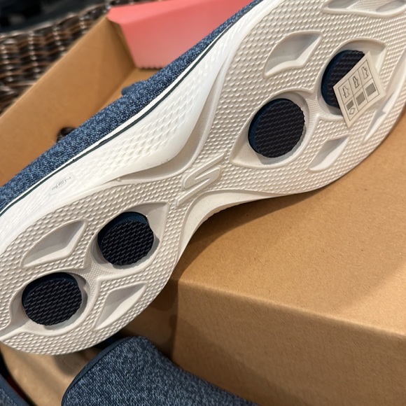 Sketchers Go Walk 4 Slip-on Sneakers in Navy - Picture 7 of 10